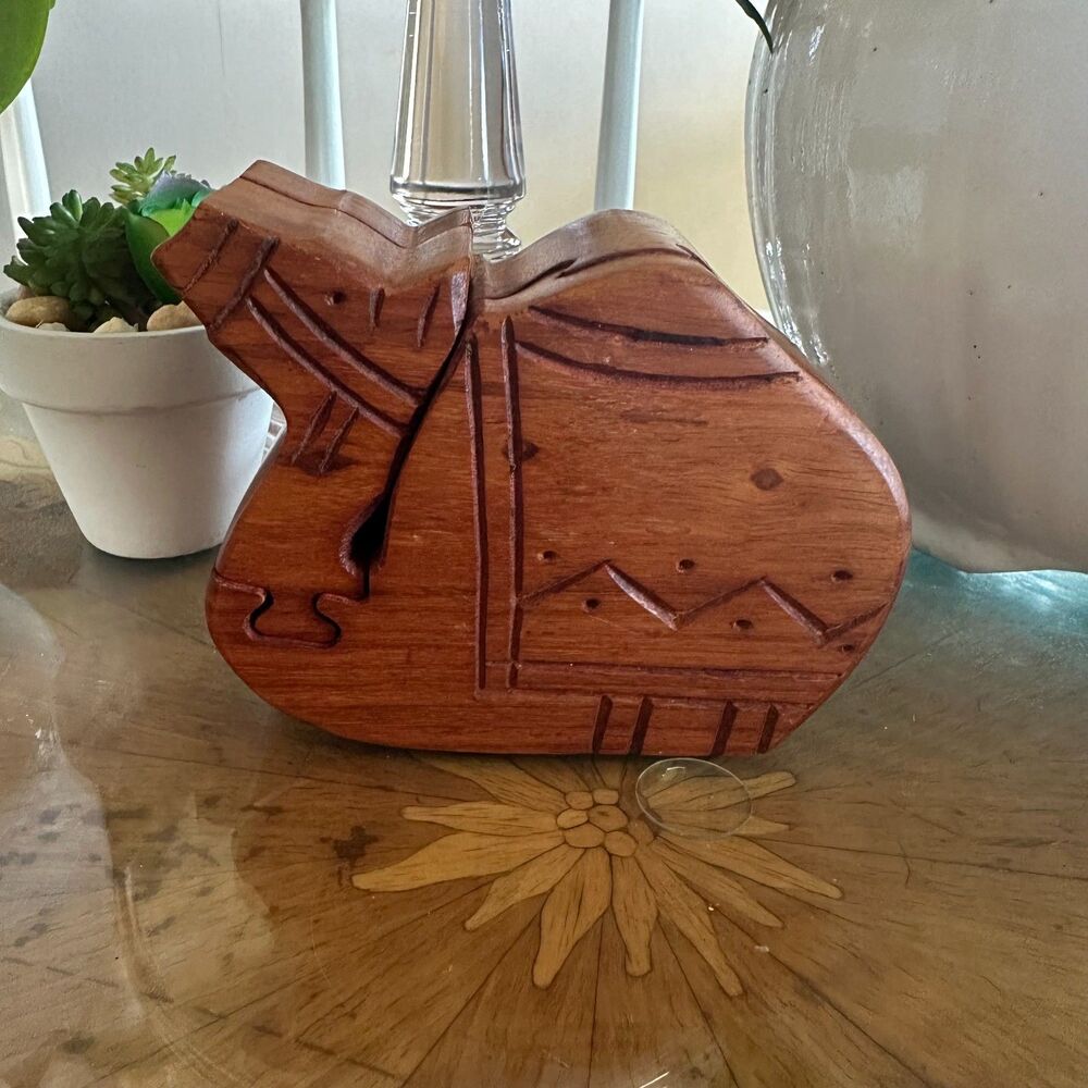 Vintage Hand Carved Wooden Camel Puzzle Trinket Box, Jewelry or Secret Stash Box - Picture 2 of 7